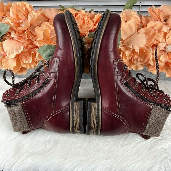 Taos Cutie Boots in Deep Red Size 10 - Picture 6 of 13